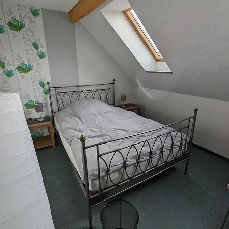 ベッド・アンド・ブレックファスト Altmark - Haus Am Hang Mit Garten