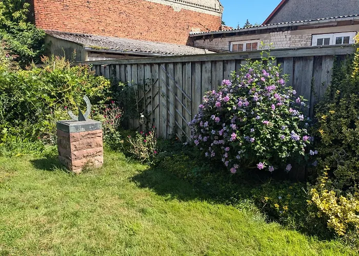 Bed & Breakfast Altmark - Haus Am Hang Mit Garten *